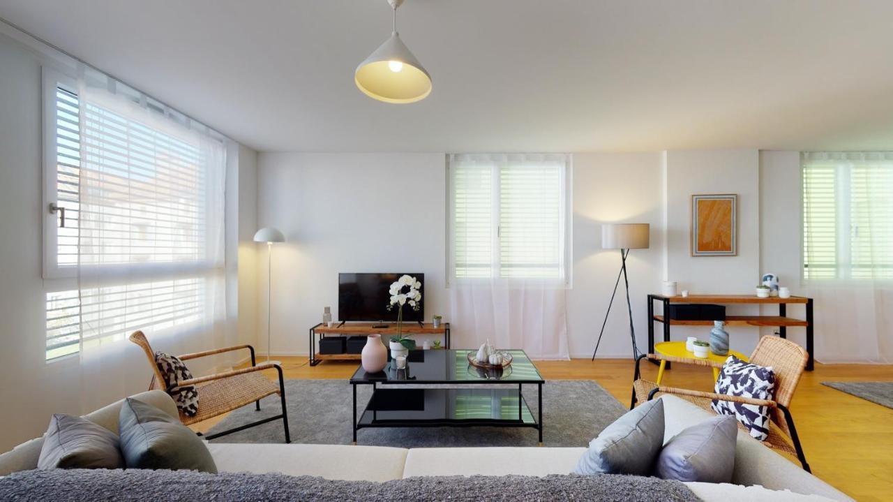 Superbe Modern Apartment In City Center La Chaux De Fonds Esterno foto